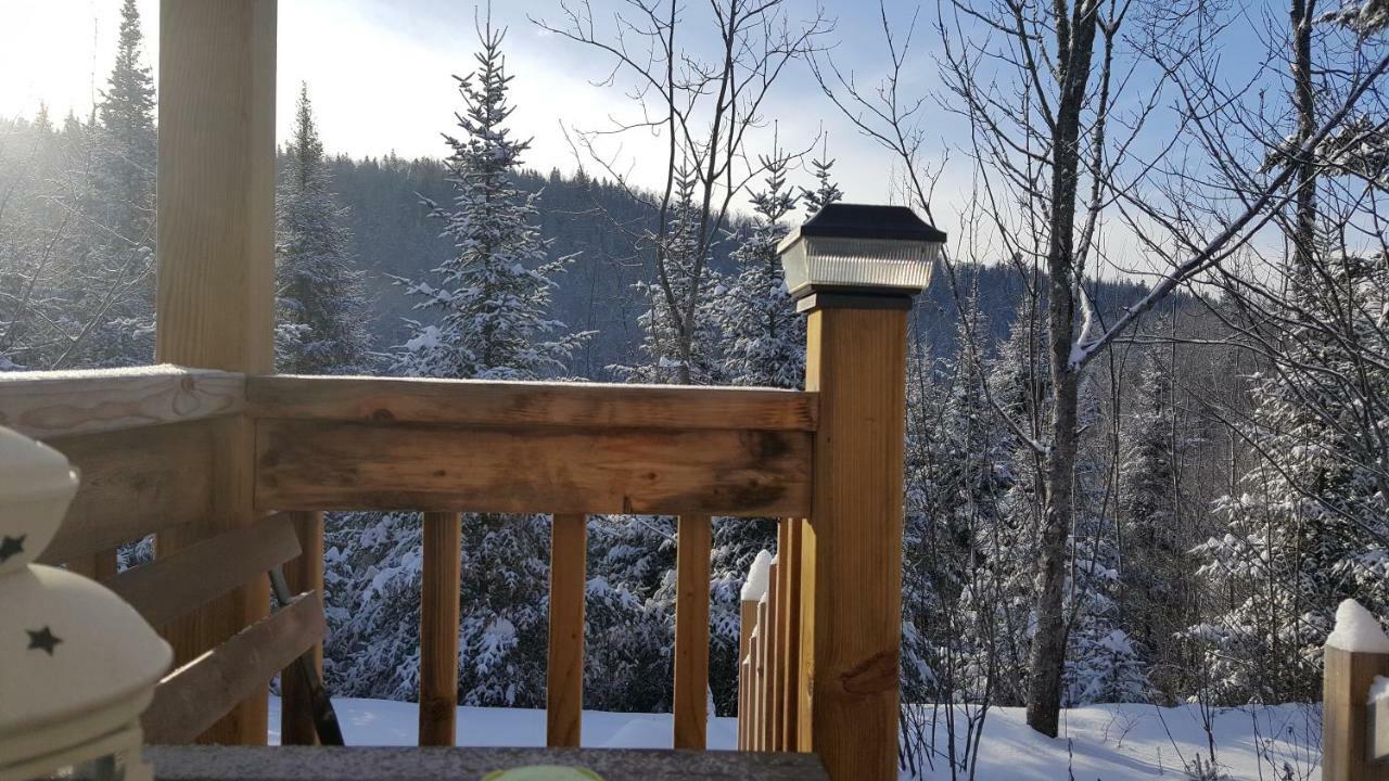 فيلا بلدية سان ألكسيس دي مونتفي Domaine Des Bec St Alexis Des Monts المظهر الخارجي الصورة